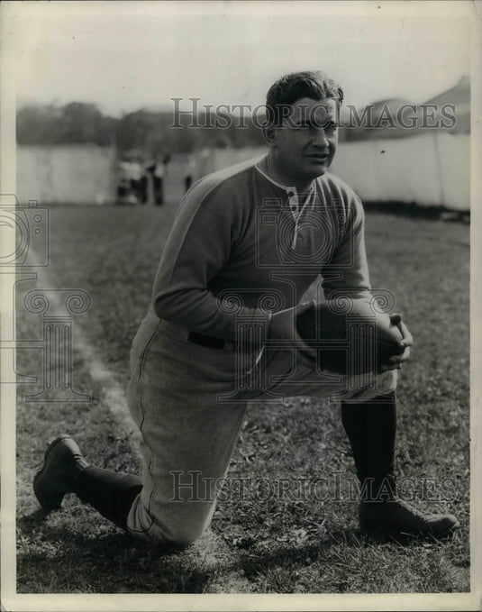 1933 Nobel Kizer, College Football Player. - Historic Images