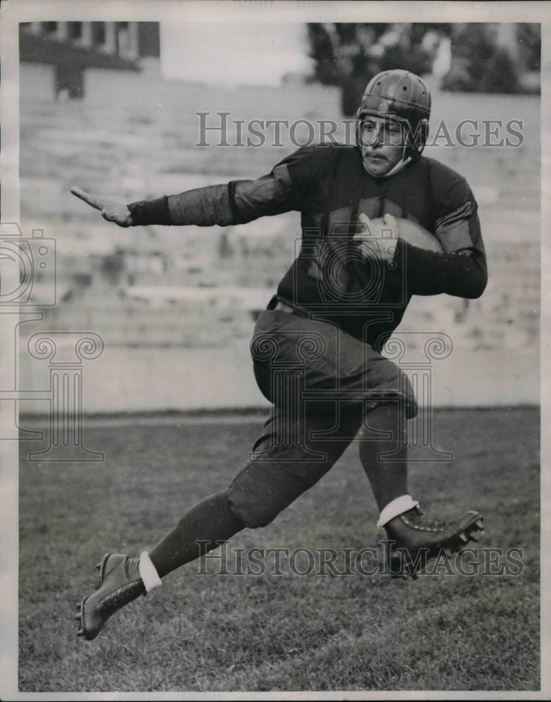 1935 Press Photo College halfback, Nick Di Neuryio - nea12604 - Historic Images