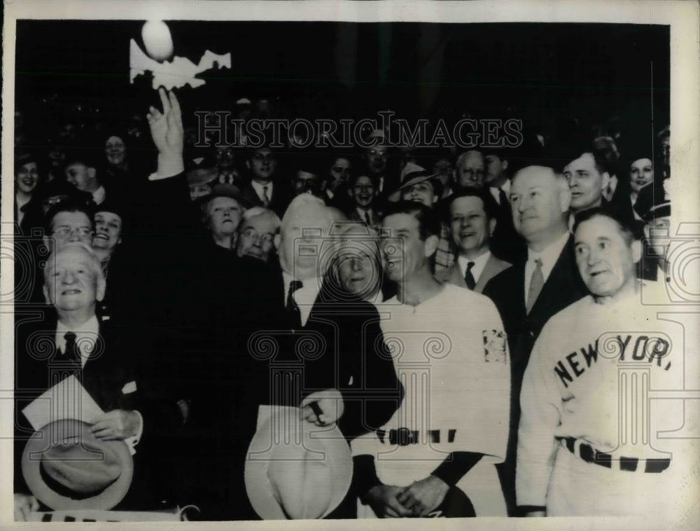 1939 Press Photo VP Garner, Sen Glass,C Griffith,B Harris,J McCarthy at a game - Historic Images