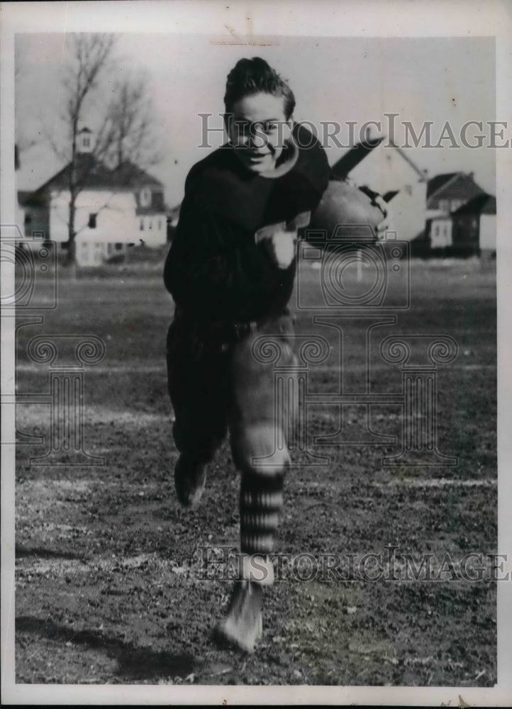 1937 Winslow HS, football player Harvard Yale brown - Historic Images