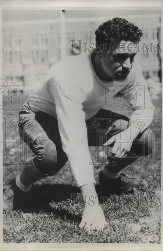 1932 San Fransisco University Varsity Tackle Russ Hall On Field - Historic Images