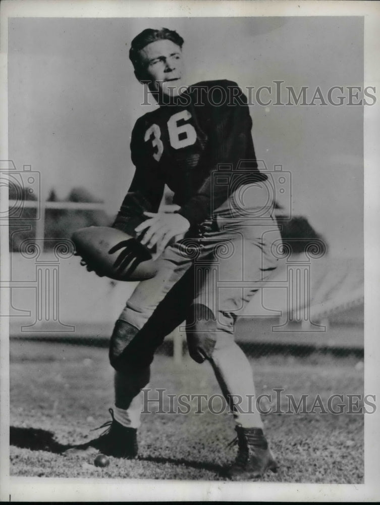 1938 Dick Emerson,Halfback of Washington State College Football. - Historic Images