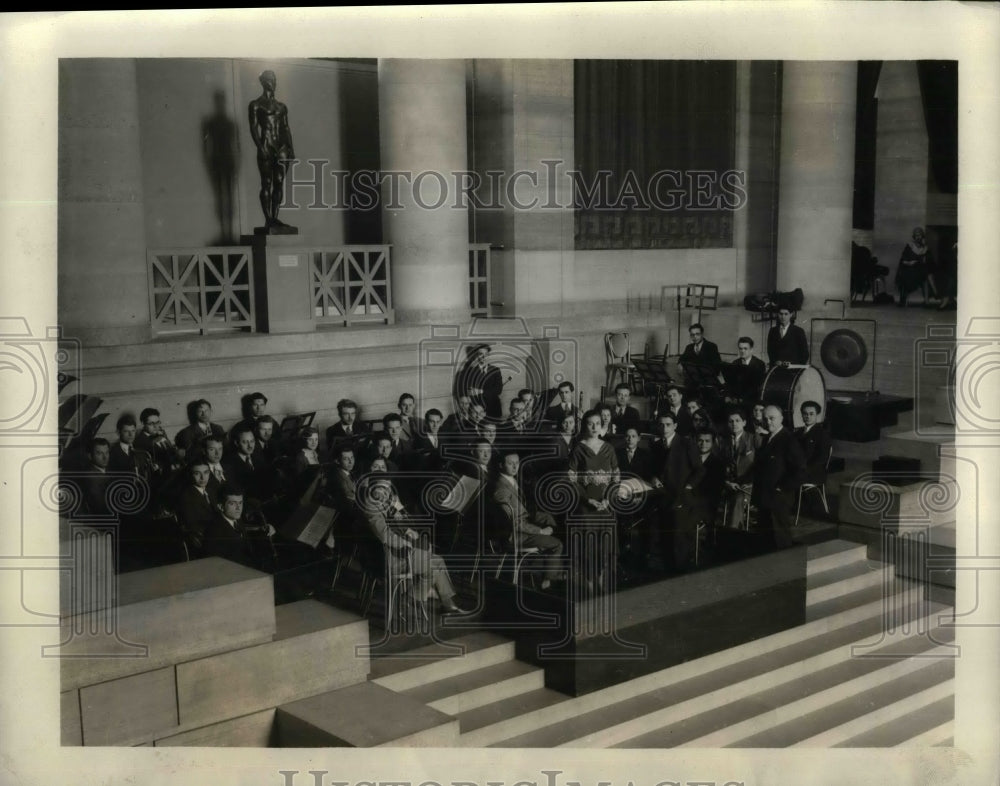 1930 Press Photo conductor Sylvan Levin, of Philadelphia Opera Company - Historic Images