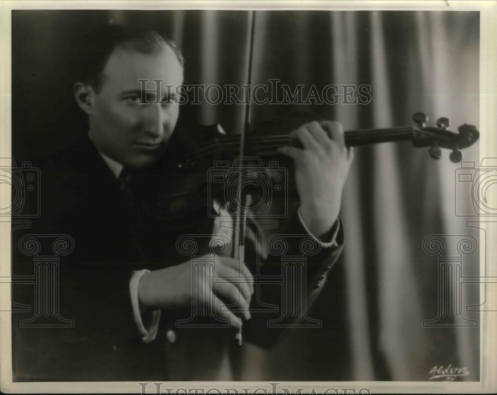 1932 Violinist Alfred H Wertherm  - Historic Images