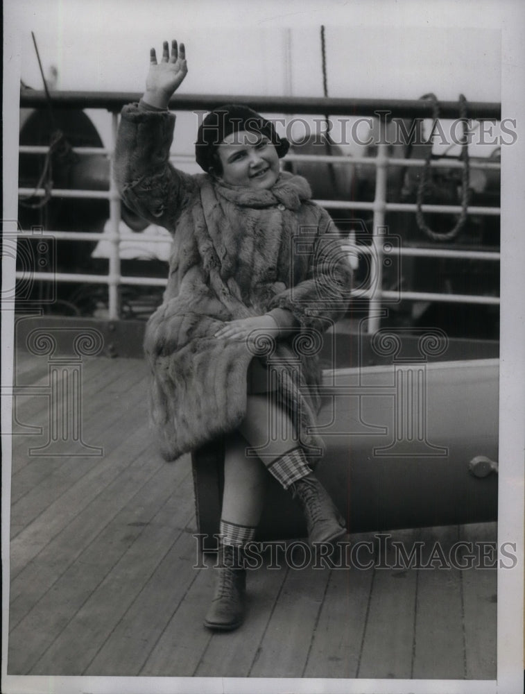 1934 Press Photo Popular Pianist &amp; Musical Genius Ruth Glenzvsni - Historic Images