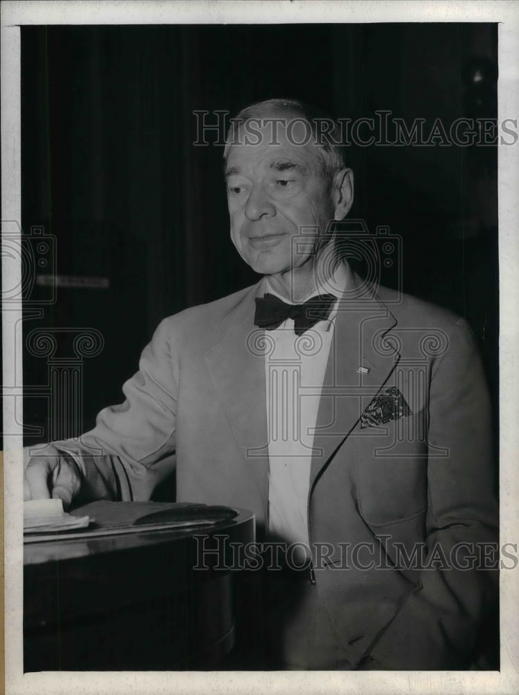 1945 Former Federal Judge Albert Johnson Testifies  - Historic Images