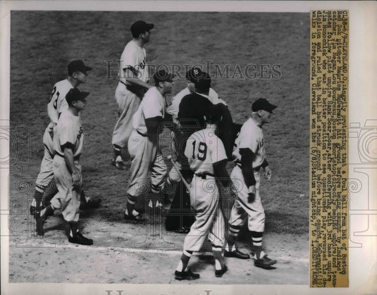 1951 Press Photo Red Sox pitcher Maurice McDermott vs Indians - nea17477 - Historic Images