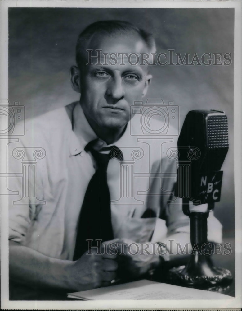 1953 Press Photo NBC Radio Joseph C Harsch Newspaper Radio TV journalist - Historic Images