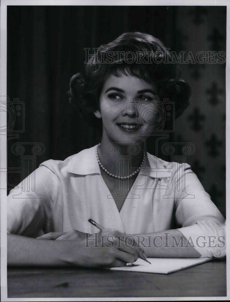 1960 Press Photo Redhead Wig - nea19486-Historic Images