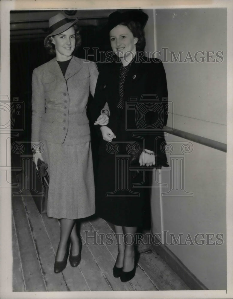 1939 Press Photo Karin Engberg, Kirsten Peuren - nea19574 - Historic Images