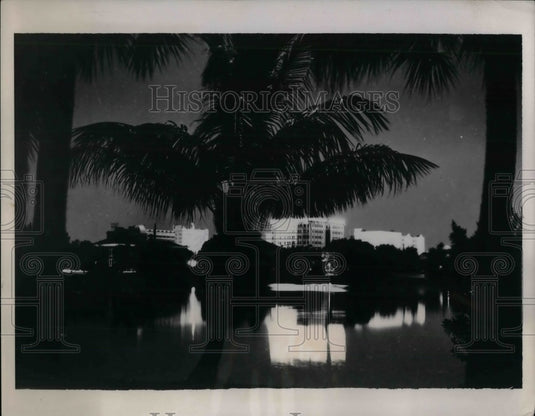1938 Press Photo View Of Deluxe Hotels & Palm Trees In St. Petersburg Florida - Historic Images