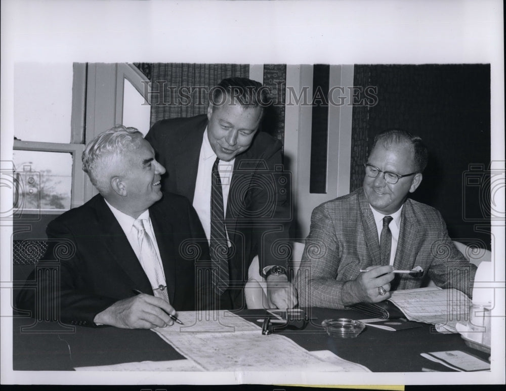 1961 Ed Doherty Gen manager Washington Senators, Lee McPhail - Historic Images