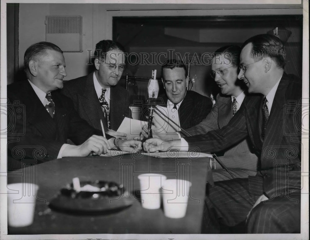 1946 Press Photo Secretary Of Agriculture Clinton Anderson And Four Gov Heads-Historic Images