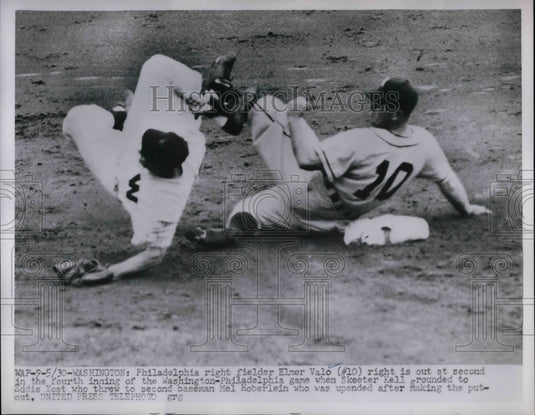 1952 Press Photo Phils Elmer Valo vs Nationals Eddie Yost - Historic Images
