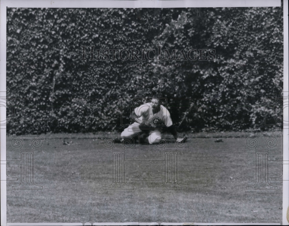 1957 Press Photo Bob Will, Centerfielder for the Cubs in Giants Game - Historic Images