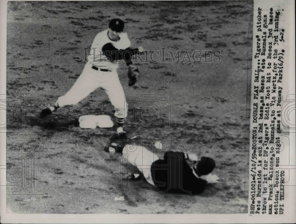1959 Tigers&#39; pitcher Pete Burnside &amp; Bosox Pete Runnels - Historic Images
