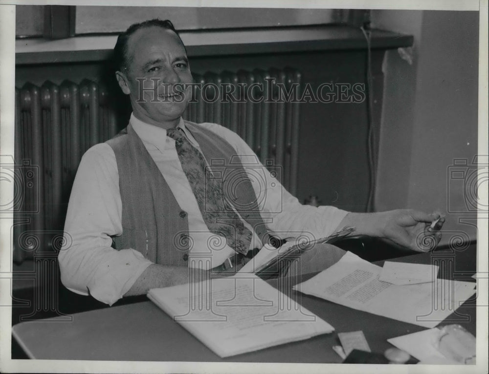 1933 Alexander Johnston, assistant at Department of Commerce, D.C. - Historic Images