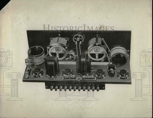 1926 Press Photo Universal Radio Set-Historic Images