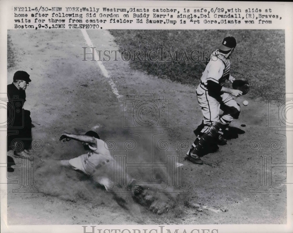 1949 Press Photo New York Giants Wally Westrum & Center Fielder Ed Sauer - Historic Images