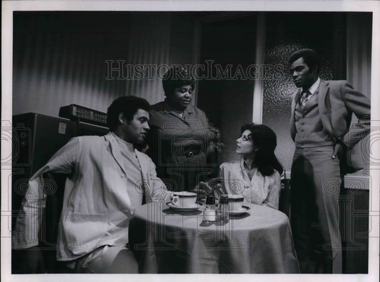 1969 Press Photo DeAnda Hayman Holly Crowder Act In Play - Historic Images