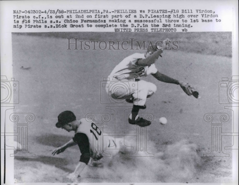1958 Press Photo Bill Virdon Of Pirates Out At 2nd On Double Play-Historic Images