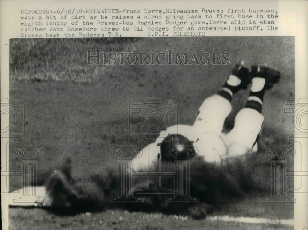 1958 Press Photo Braves 1st Baseman Frank Torre Slides Back To 1st - Historic Images