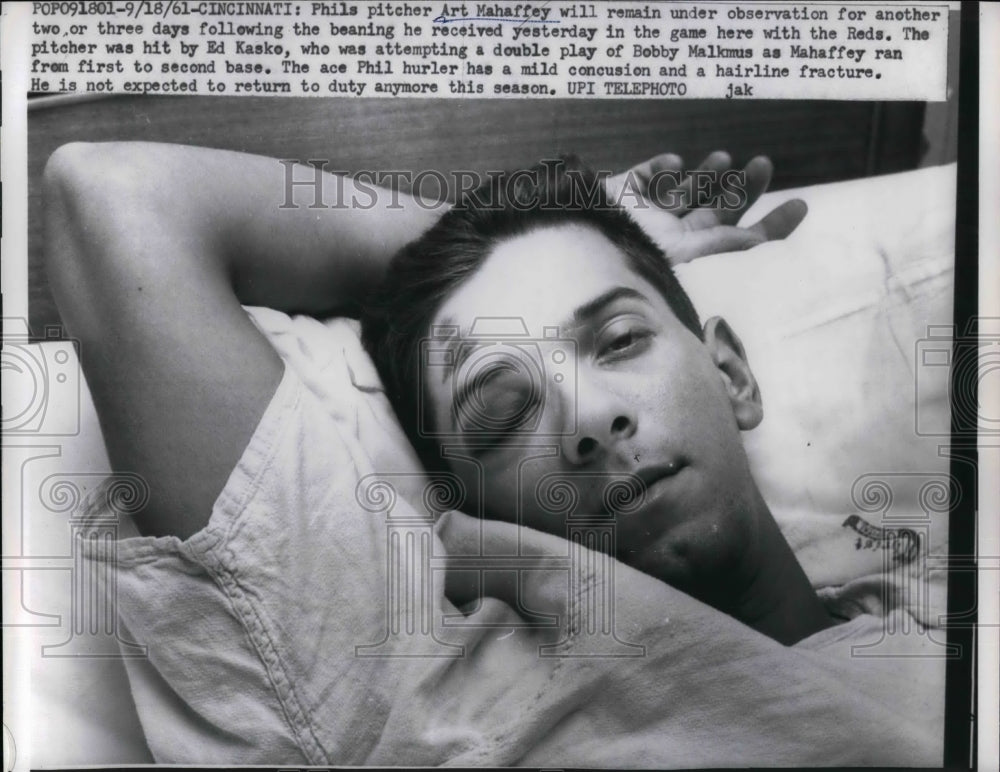 1961 Press Photo Art Mahaffey Phils Pitcher in Hospital - Historic Images
