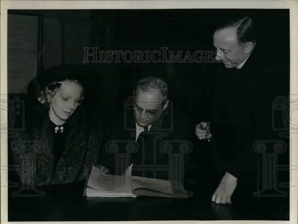 1940 Mayor Harold H.Burton of Cleveland find Themes in Rev.R.Jardine - Historic Images