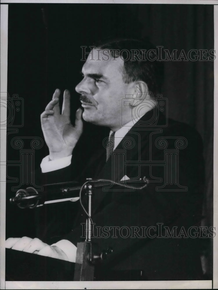 1944 Governor Thomas E. Dewey at Republican Rally  - Historic Images