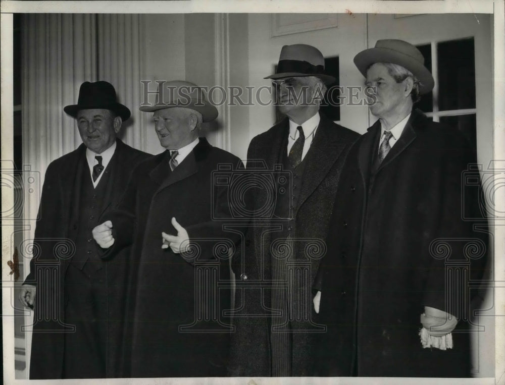 1935 Press Photo Sen. Joseph Robinson, Vice Pres. John Garner, Speaker of the - Historic Images