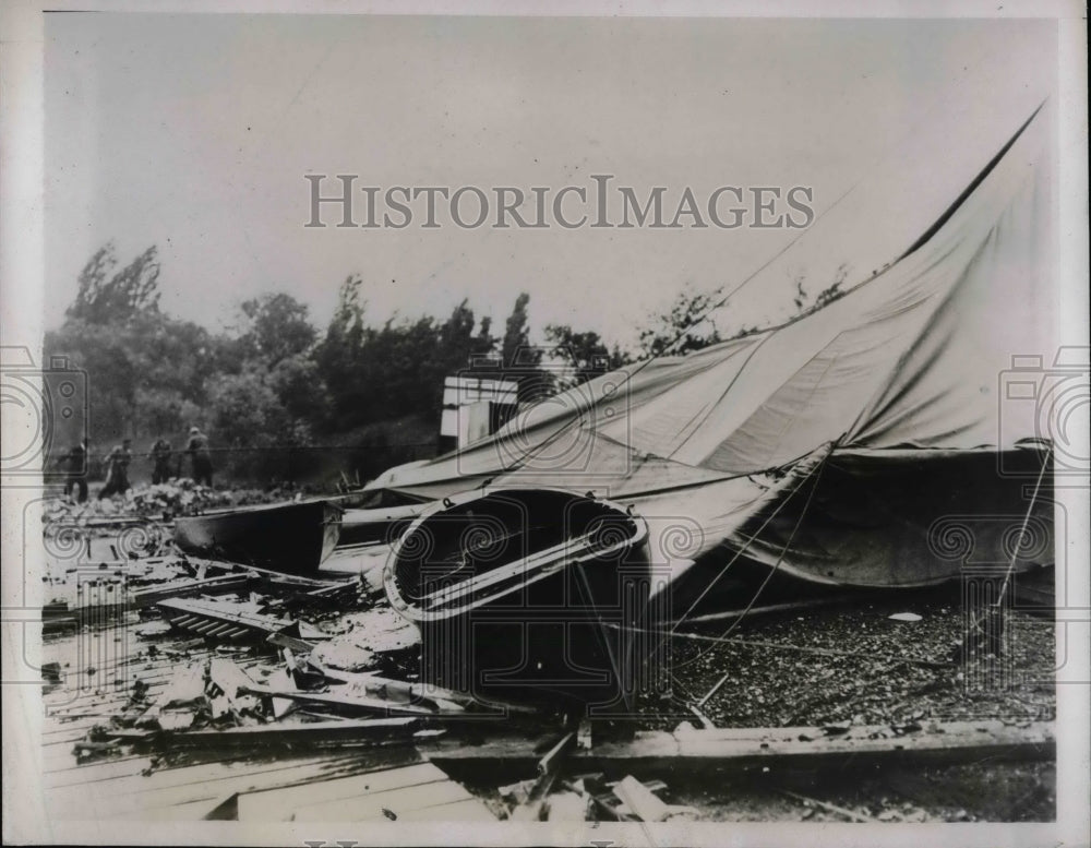 1937 Press Photo Aftermath of storm at Lake Ontario - nea27548 - Historic Images