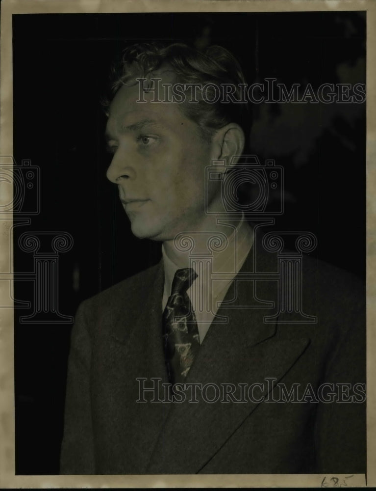 1943 Benny Woodall - Historic Images