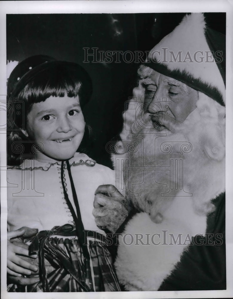 1954 Unnamed Child Visits Santa In Dayton Department Store - Historic Images