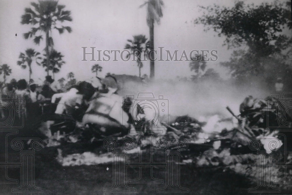 1938 Press Photo View Of German Air Liner Crash In Africa During Test Flight - Historic Images