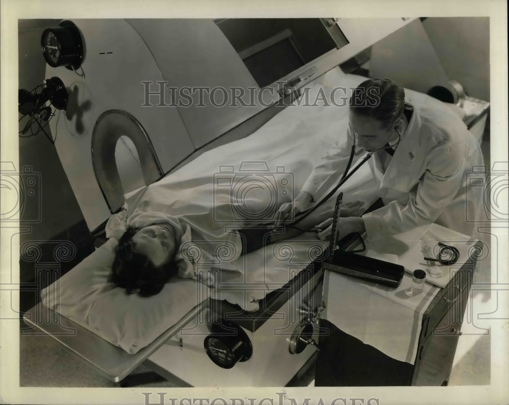 1939 Fever treatment at Allegheny County Hospital at Woodville, Pa. - Historic Images