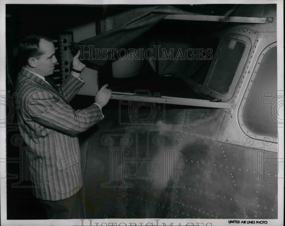 1960 Press Photo Dave Shroyer, instructor at the Denver Flight Training Center-Historic Images