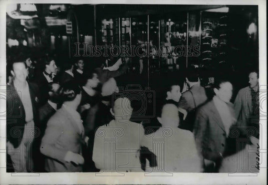 1942 Press Photo Uruguayan students protest sinking of "Montevideo" - nea28830 - Historic Images