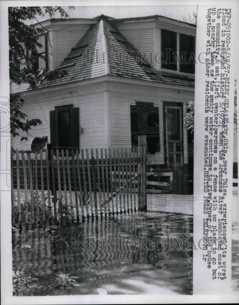 1957 Press Photo Worst flood recorded history when Arkansas River overflowed - Historic Images