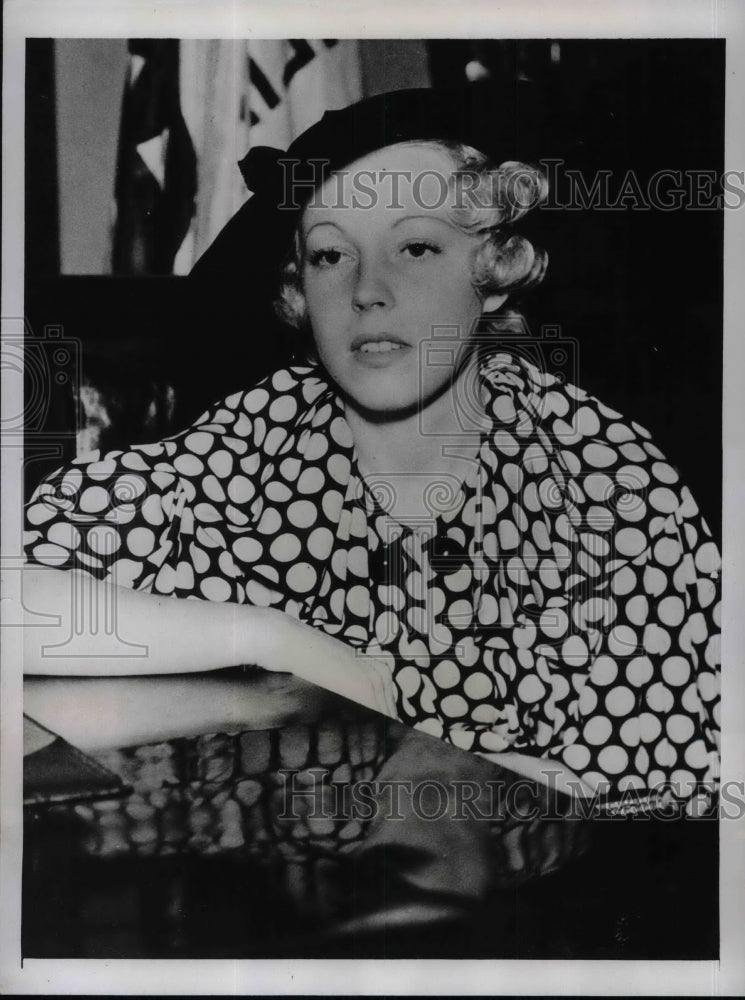 1934 Press Photo Mrs. Milton Bren, Screen Colony, on the witness stand - Historic Images