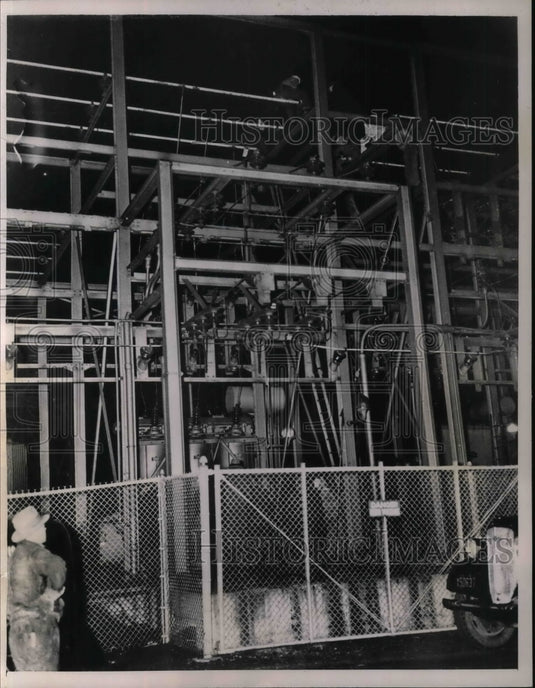 1936 Newark, N.J transformers at electric plant - Historic Images