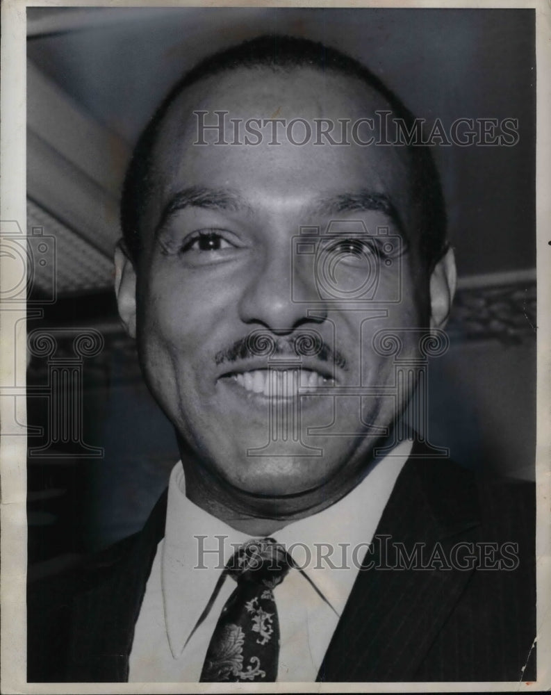 1967 Ohio State Rep. Carl Stokes runs for Cleveland Mayor - Historic Images