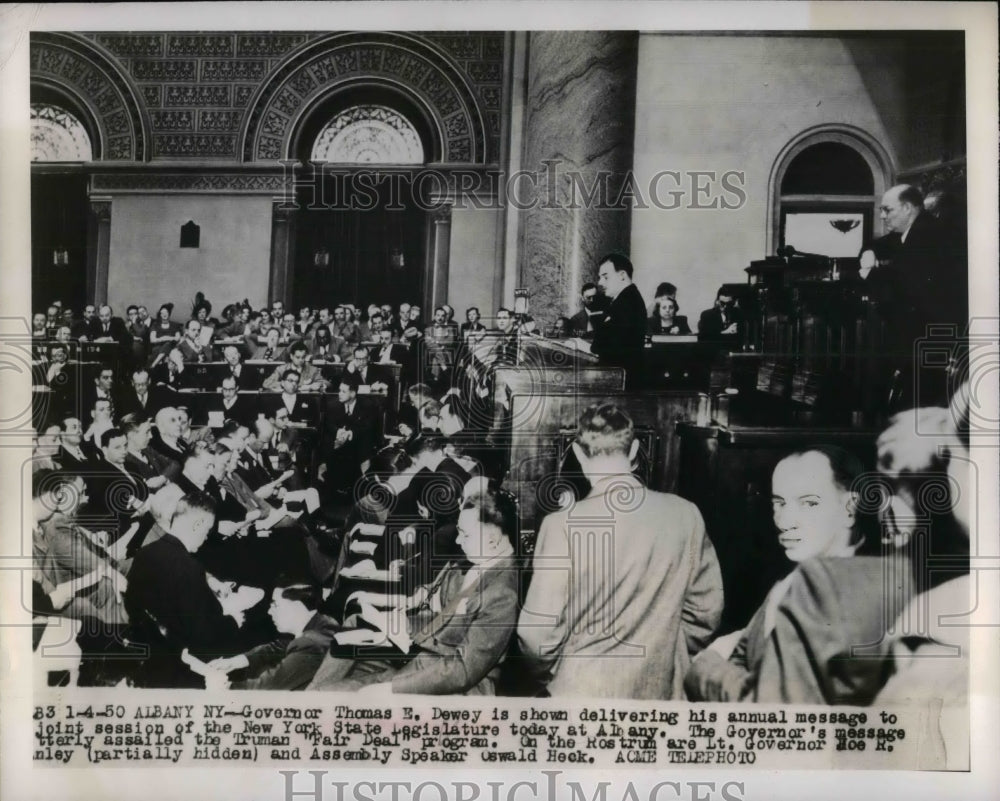 1950 NY Governor Thomas E. Dewey at State Legislature  - Historic Images