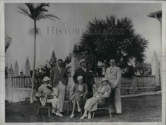 1934 F.L. Jackson, F.C. Ramsden, E.R. Wright, Mrs. D. Tyrer, Canada - Historic Images