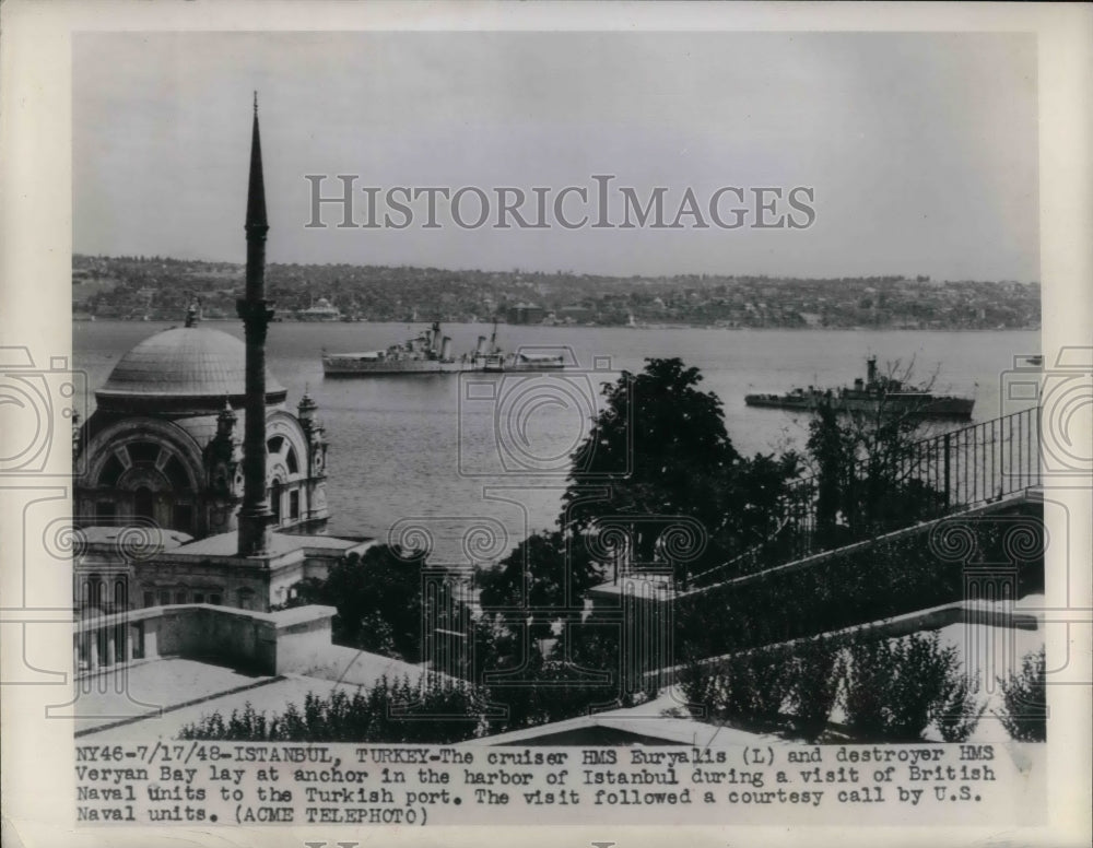 1948 Press Photo Cruiser HMS Euryalis, Destroyer HMS Veryan Bay, Istanbul Harbor - Historic Images