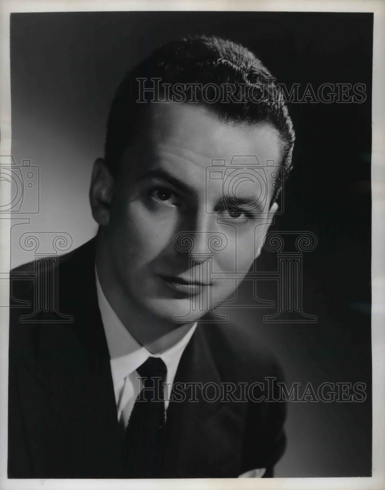 1947 Fletcher Markle director/actor of "Studio One" - Historic Images