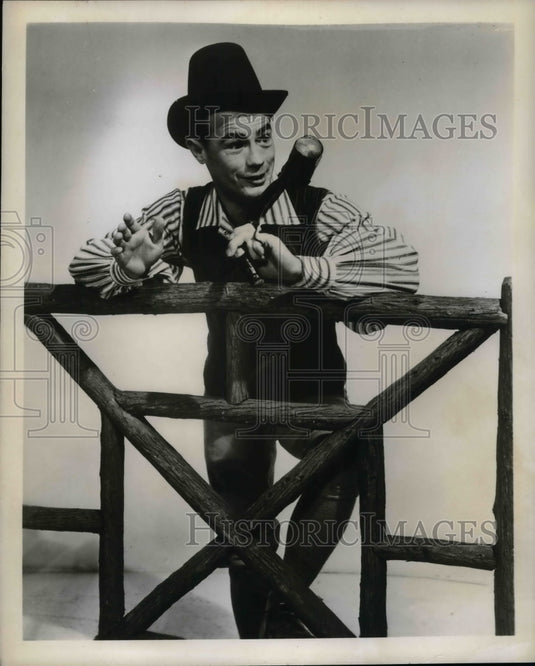 1951 Gordon Goodman - Historic Images