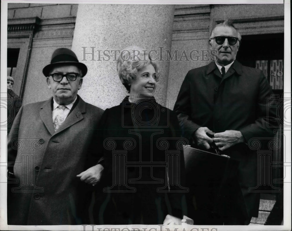 1969 Press Photo Carmine DeSepio, Theresa DeSepio, and Maurice Edelbaum - Historic Images
