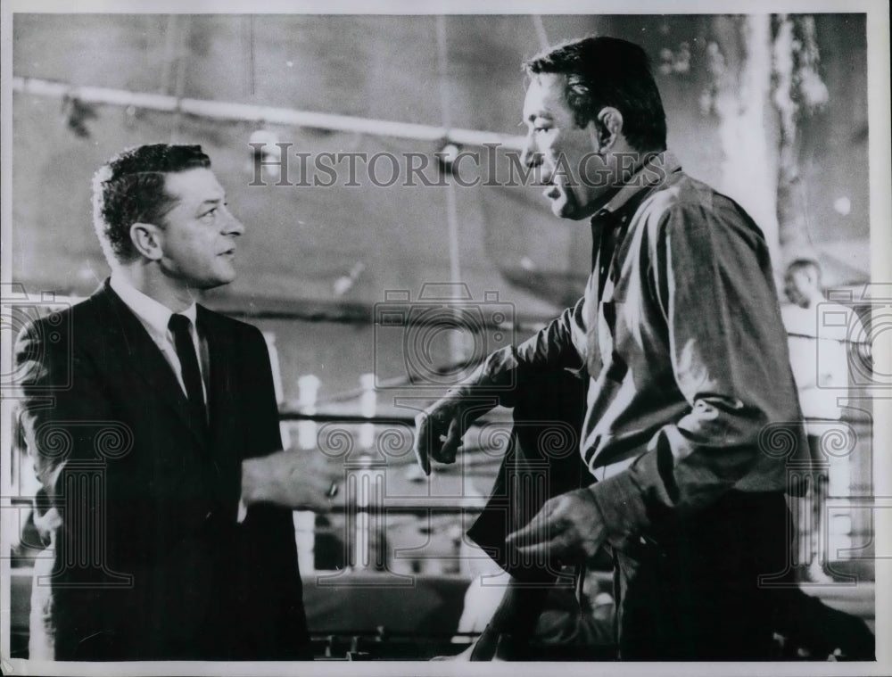 1951 Comedy actor Anthony Quinn and TV host David Susskind. - Historic Images