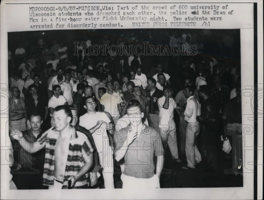 1957 Press Photo Wisconsin Student Protestors in Madison, WI - nea31631-Historic Images