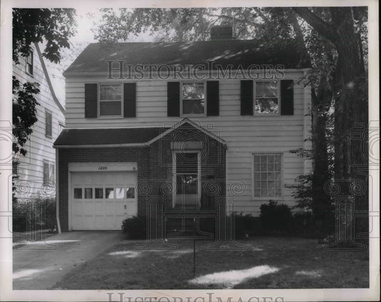 1966 Press Photo Two Story Home At 1285 Cleveland Heights Blvd - nea31762-Historic Images